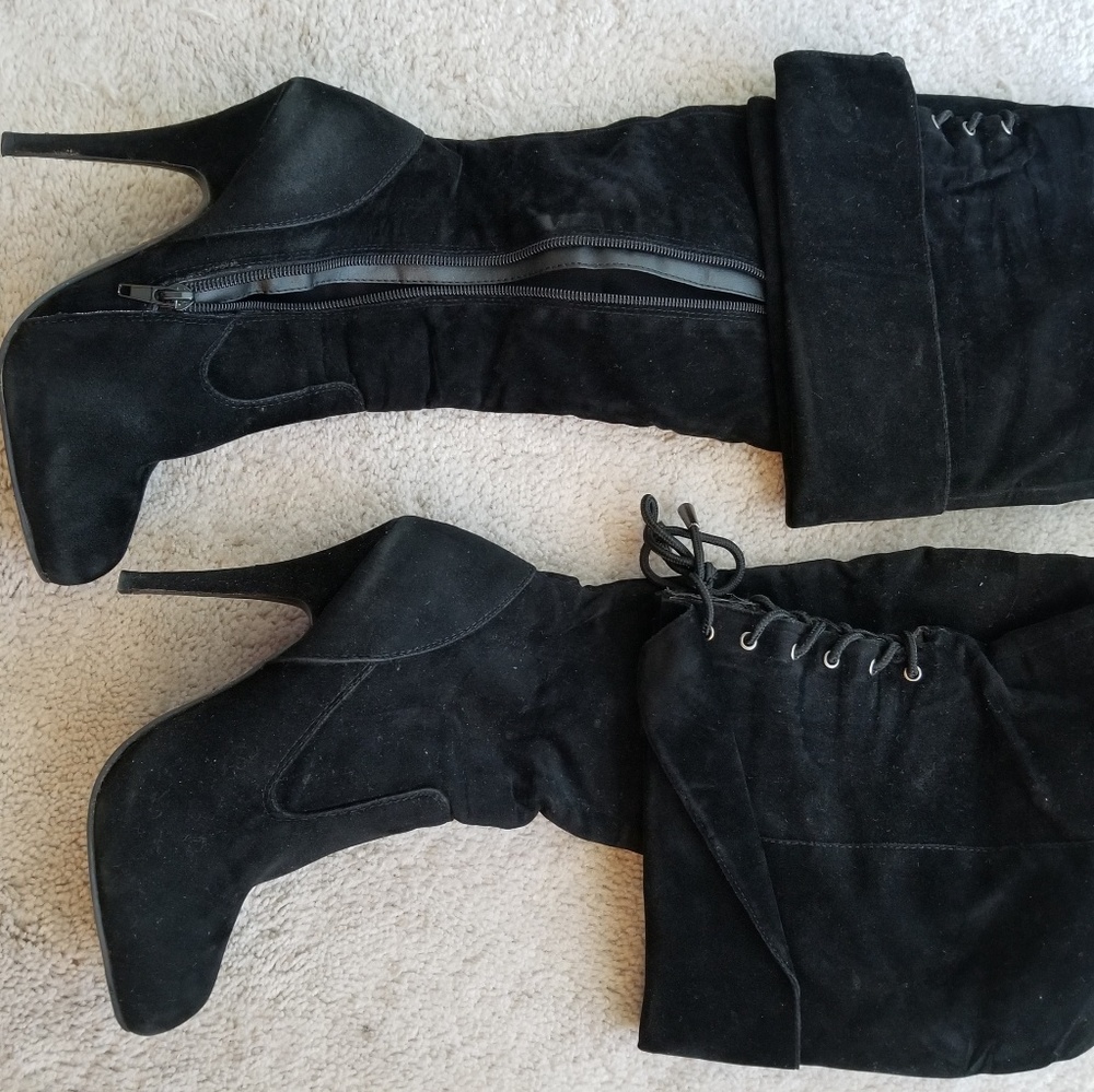 Bakers leather boots.  Size 6